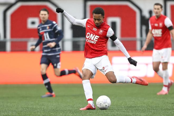 尔西首次问 尔西首次问