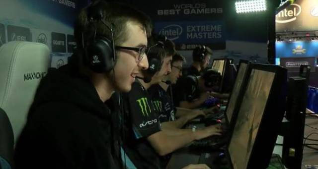 球迷与球员 球迷与球员