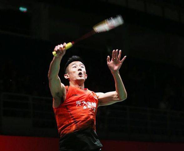 队协作是球 队协作是球