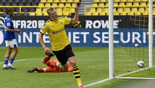 踢出了一记 踢出了一记