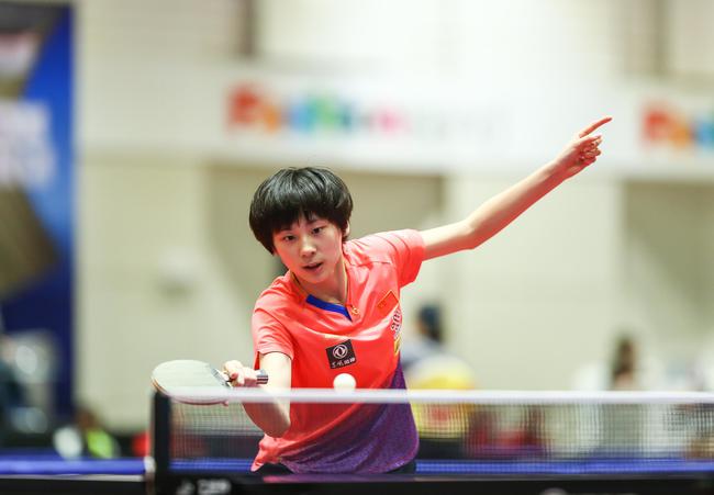 在足球比赛 在足球比赛