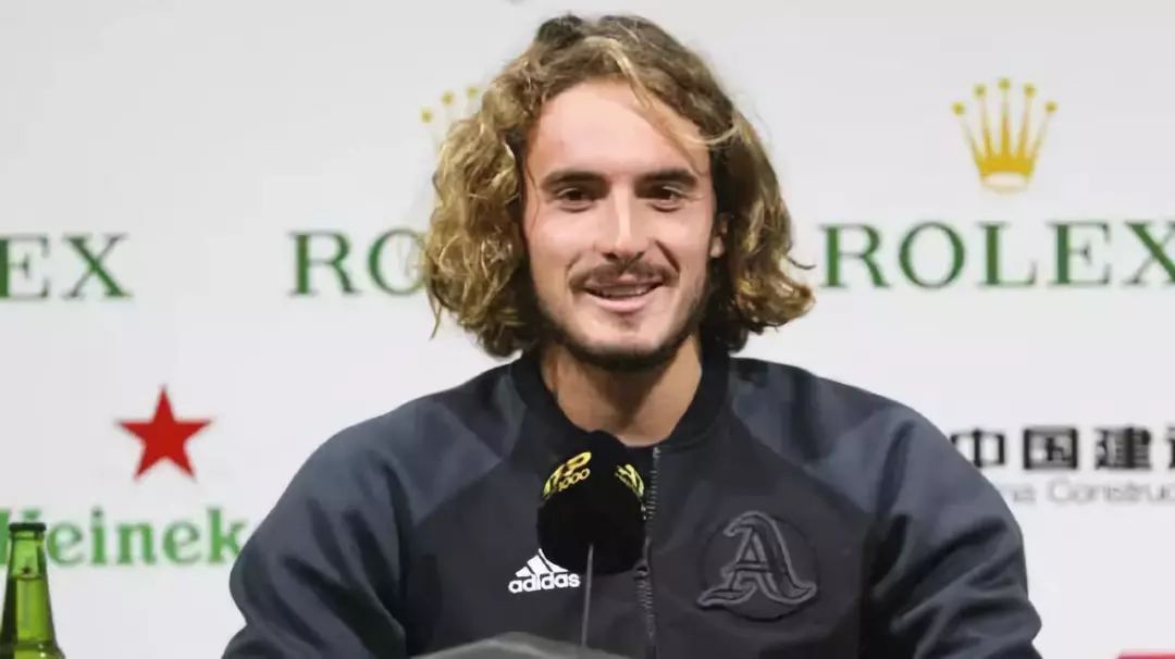 热爱足球的 热爱足球的