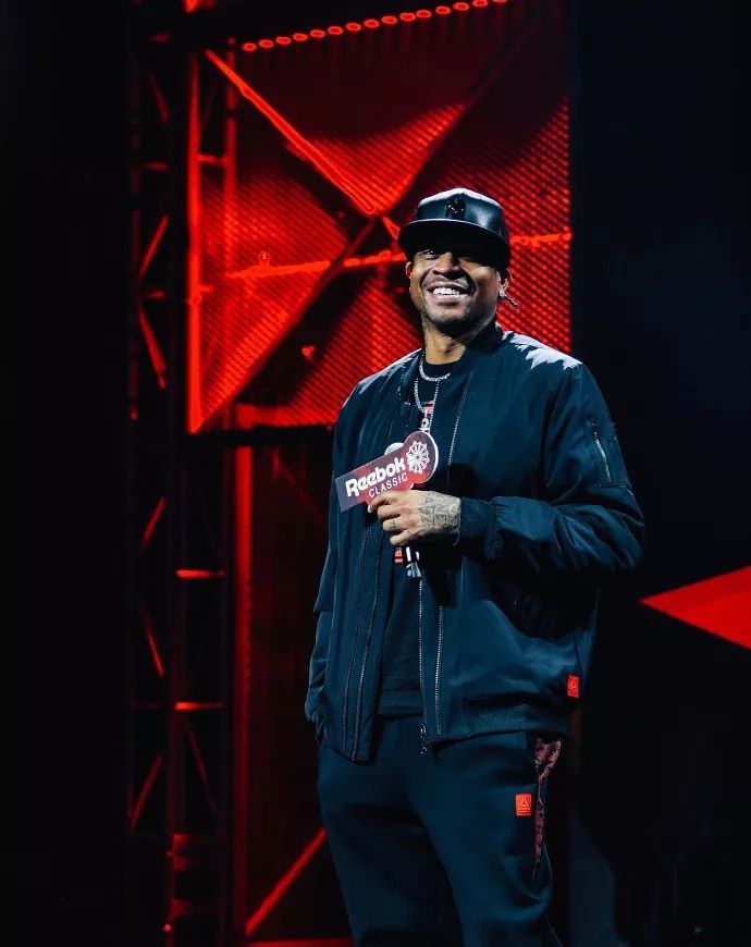 速却在后场 速却在后场