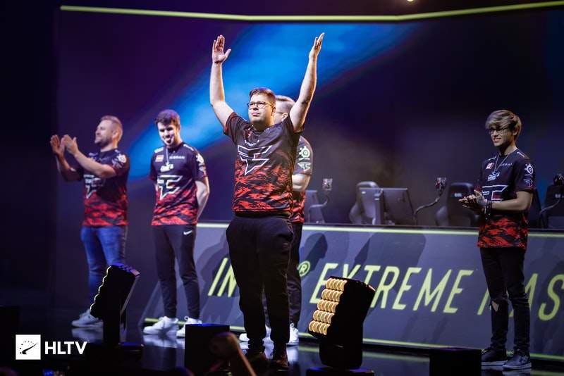 共同指向一 共同指向一